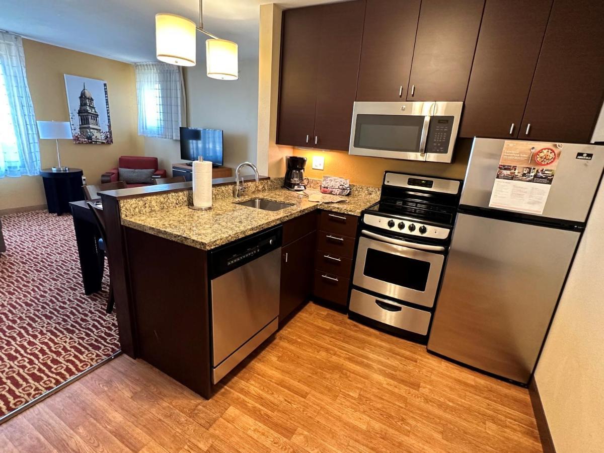 Towneplace Suites By Marriott Detroit Troy Εξωτερικό φωτογραφία