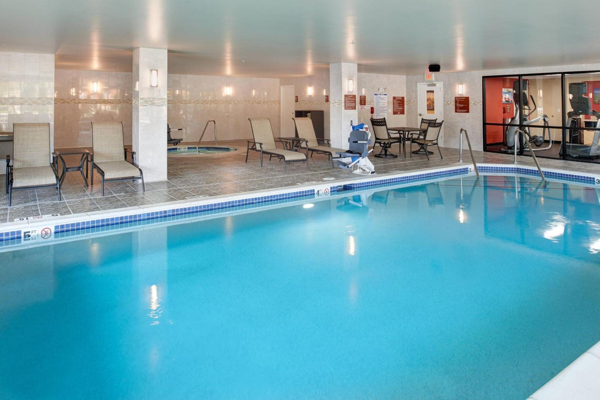 Towneplace Suites By Marriott Detroit Troy Εξωτερικό φωτογραφία